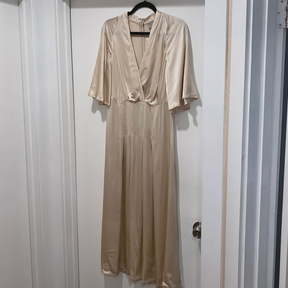 H&M Silky Cream V-neck Dress Women’s XS